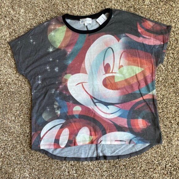 Hong Kong Disneyland top - Picture 1 of 3